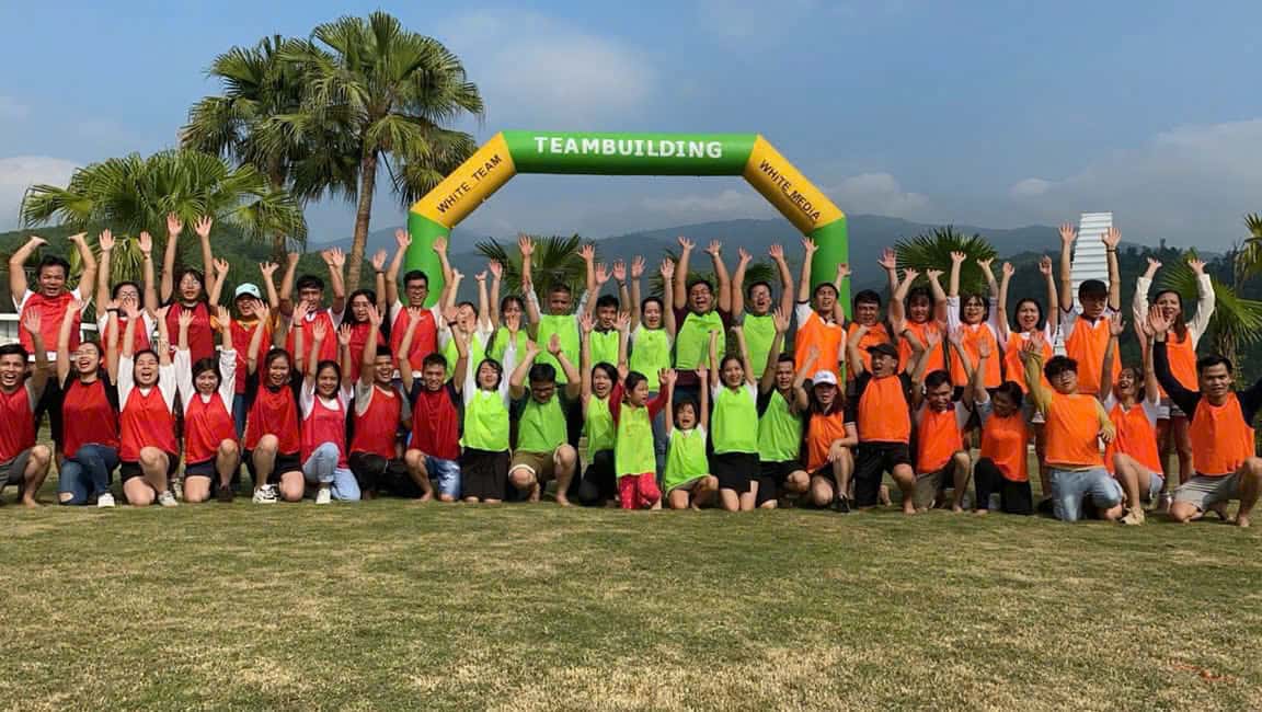 Đội ngũ trẻ trung, chuyên nghiệp của Kinh Bắc